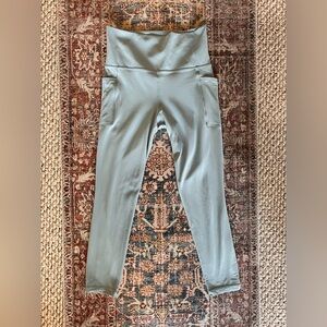 ATHLETA SALUTATION STASH HIGH RISE 7/8 LEGGING